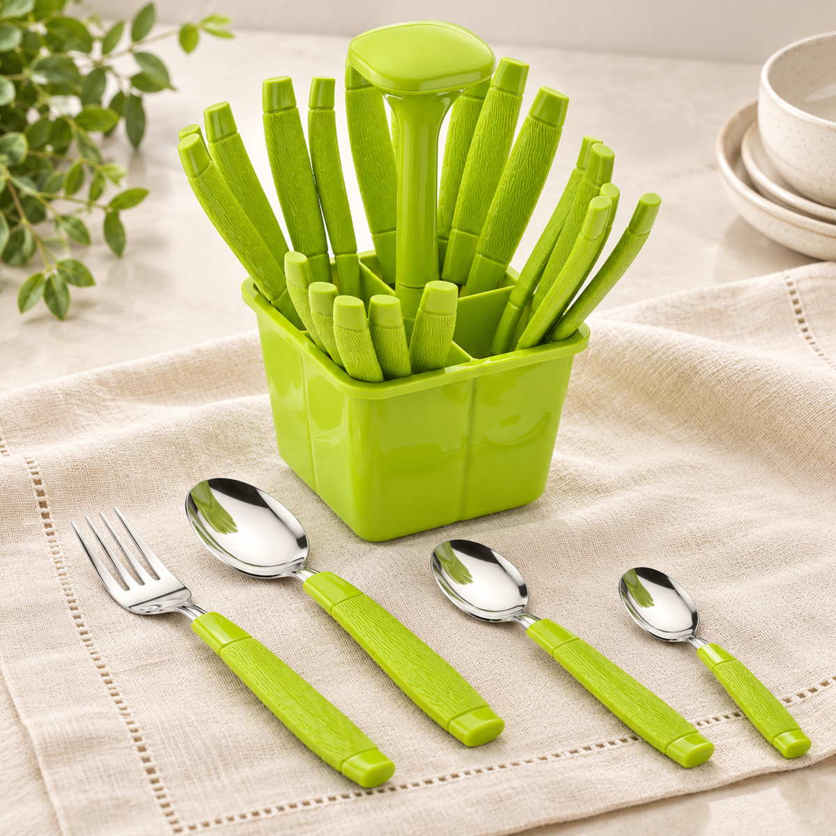 Lime Cutlery Set