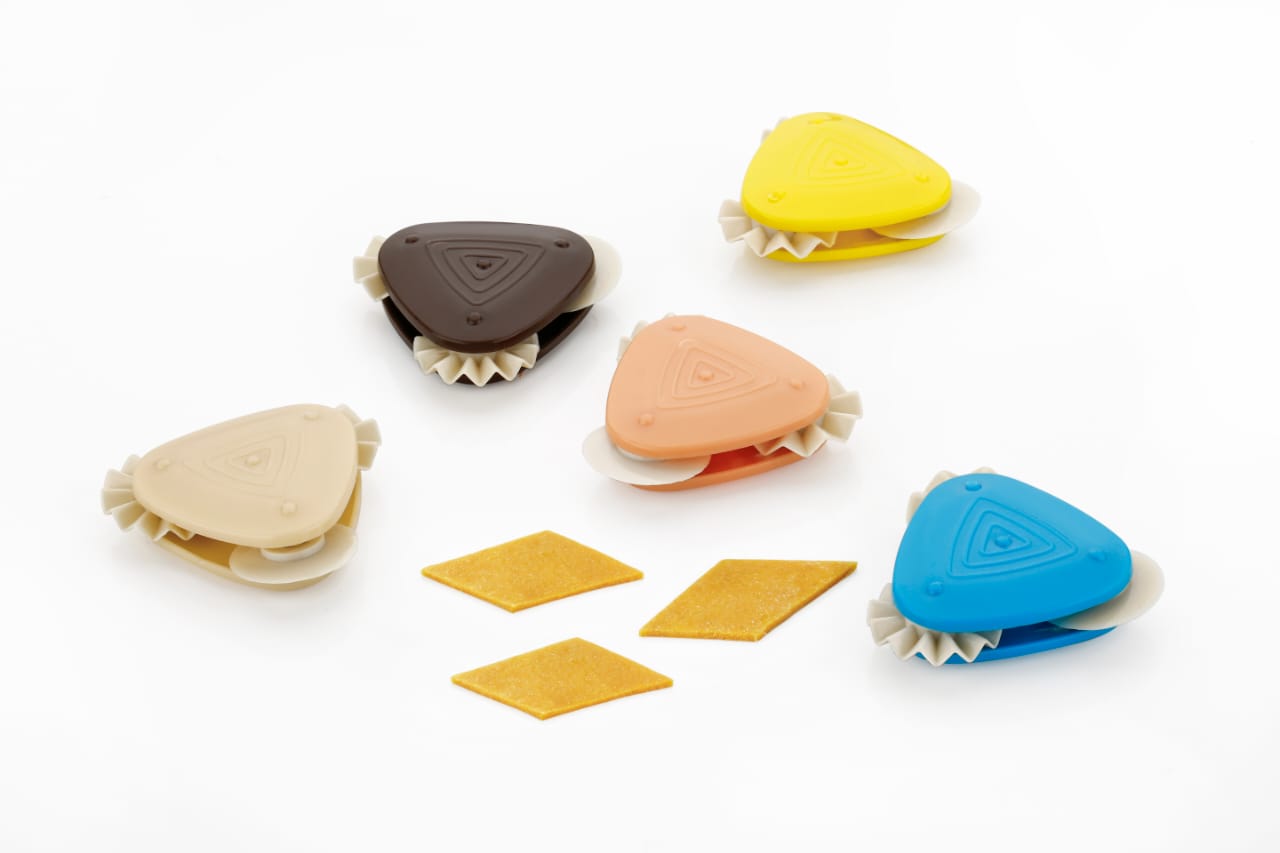 Puri Kachori & Gujiya/Karjikayi Maker+ Free 7 pcs Snack Cutter