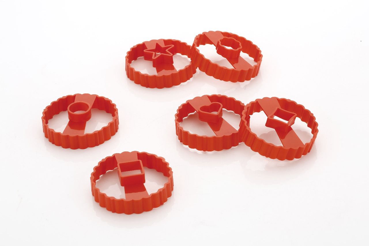 Puri Kachori & Gujiya/Karjikayi Maker+ Free 7 pcs Snack Cutter