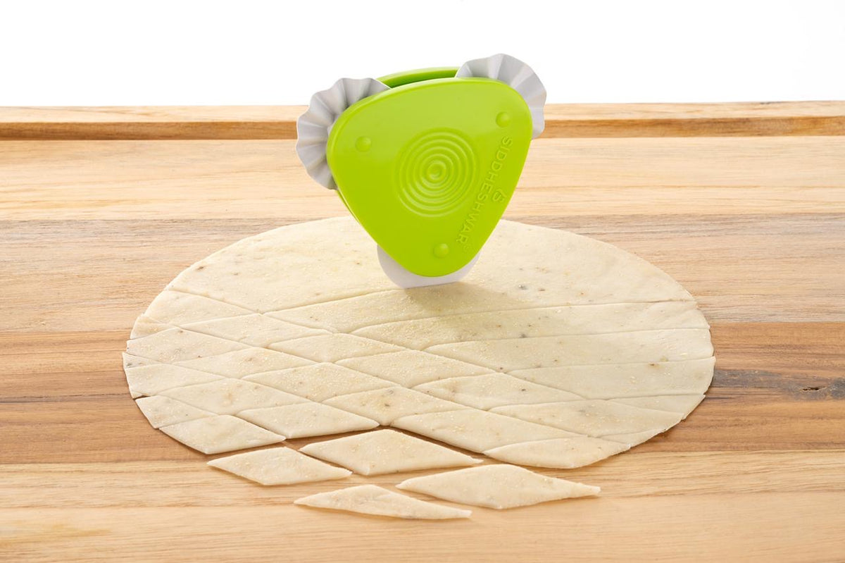 3-in-1 Palm-Grip Pastry & Dough Cutter Wheel